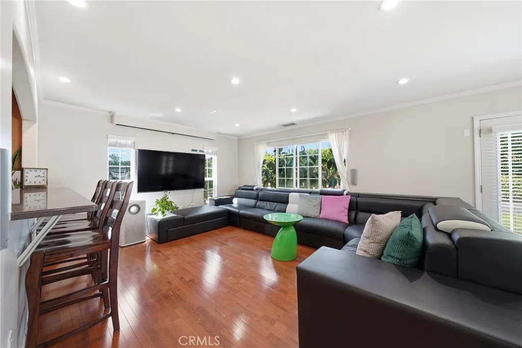 Additional image 111 of 177 N Evelyn Dr, Anaheim, CA 92805