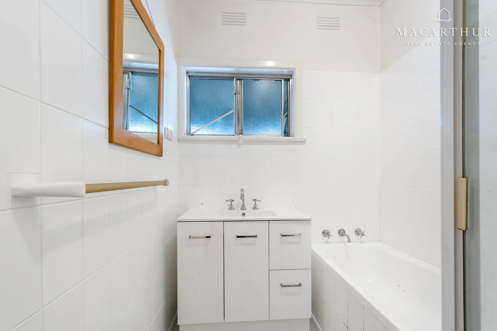Additional image 13 of 504 Kooringal Road, Lake Albert NSW 2650