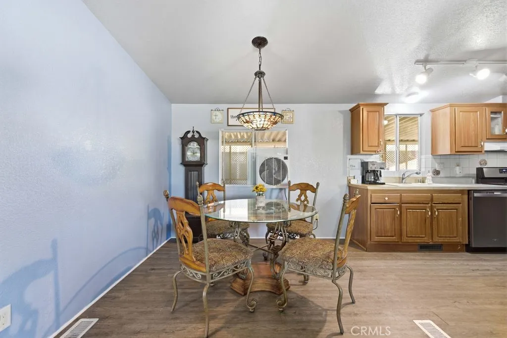 Additional image 12 of 40701 W Rancho Vista Boulevard Unit 103, Palmdale, CA 93551