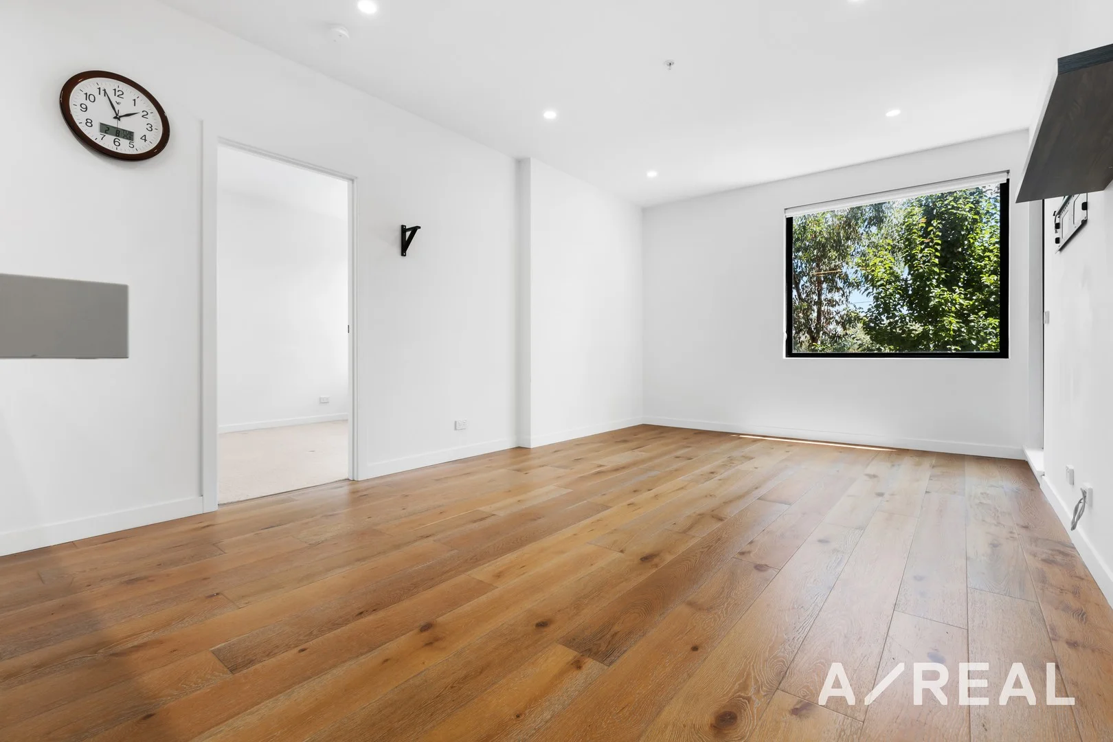 102/160 Williamsons Road, Doncaster VIC 3108