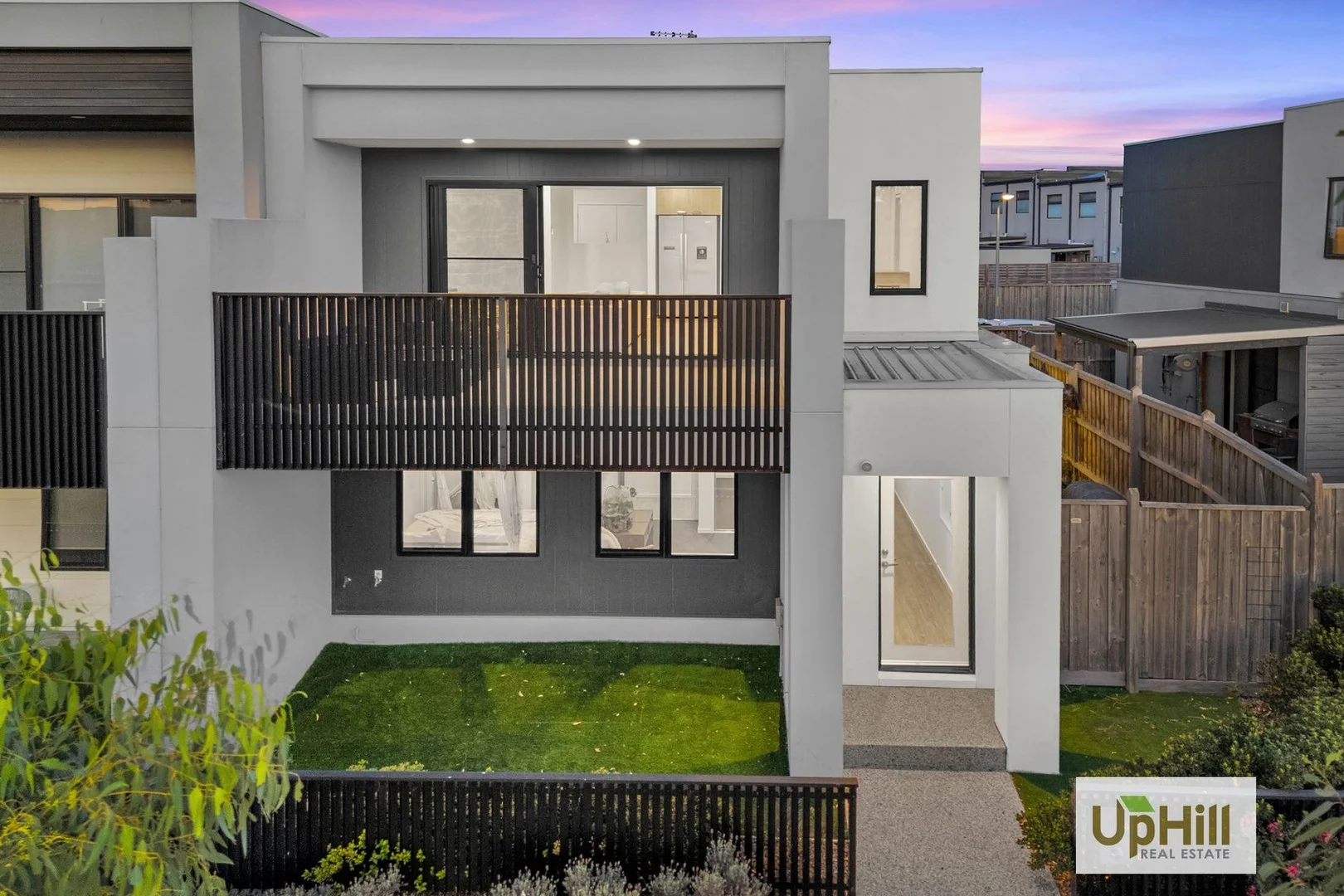 4 Coorabulka Walk, Clyde North VIC 3978