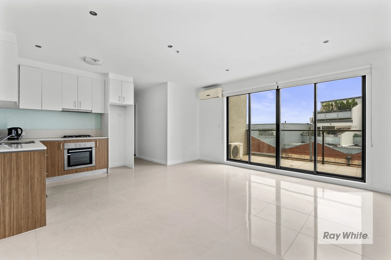 11/293 - 297 Plenty Road, Preston VIC 3072