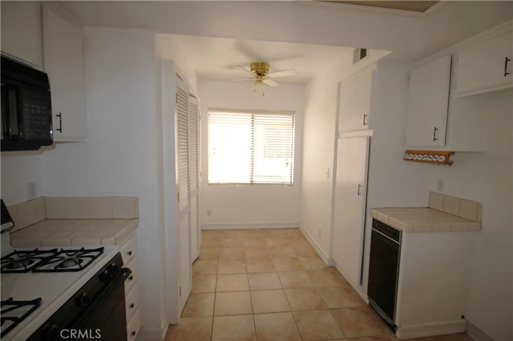 Additional image 4 of 9906 Owensmouth Ave Unit 12, Chatsworth, CA 91311