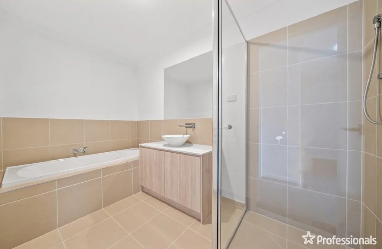 Additional image 9 of 56 Verona Crescent, Fraser Rise VIC 3336