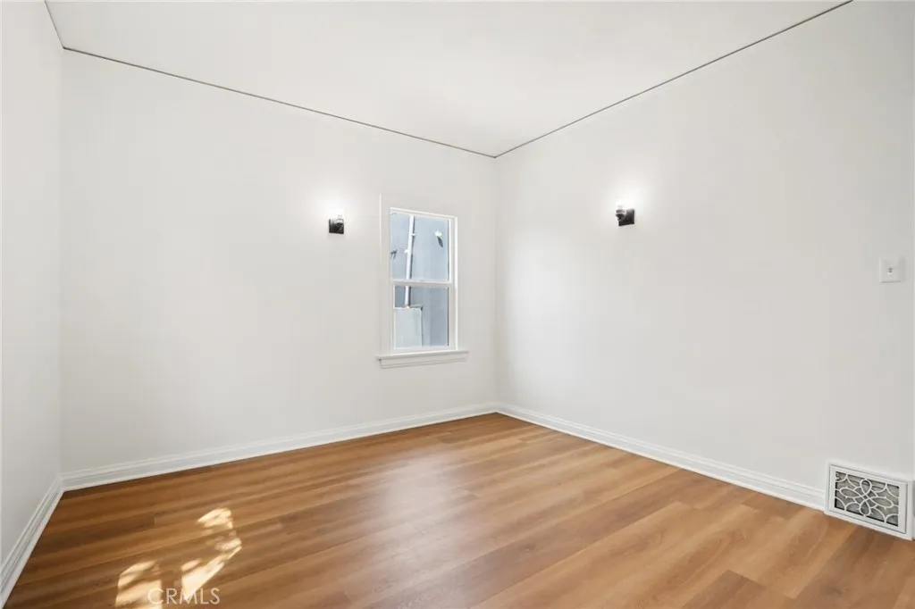 Additional image 22 of 1112 W 64th Street, Los Angeles, CA 90044