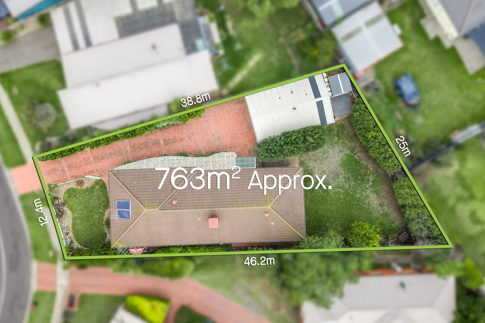 16 Richard Drive, Lara VIC 3212
