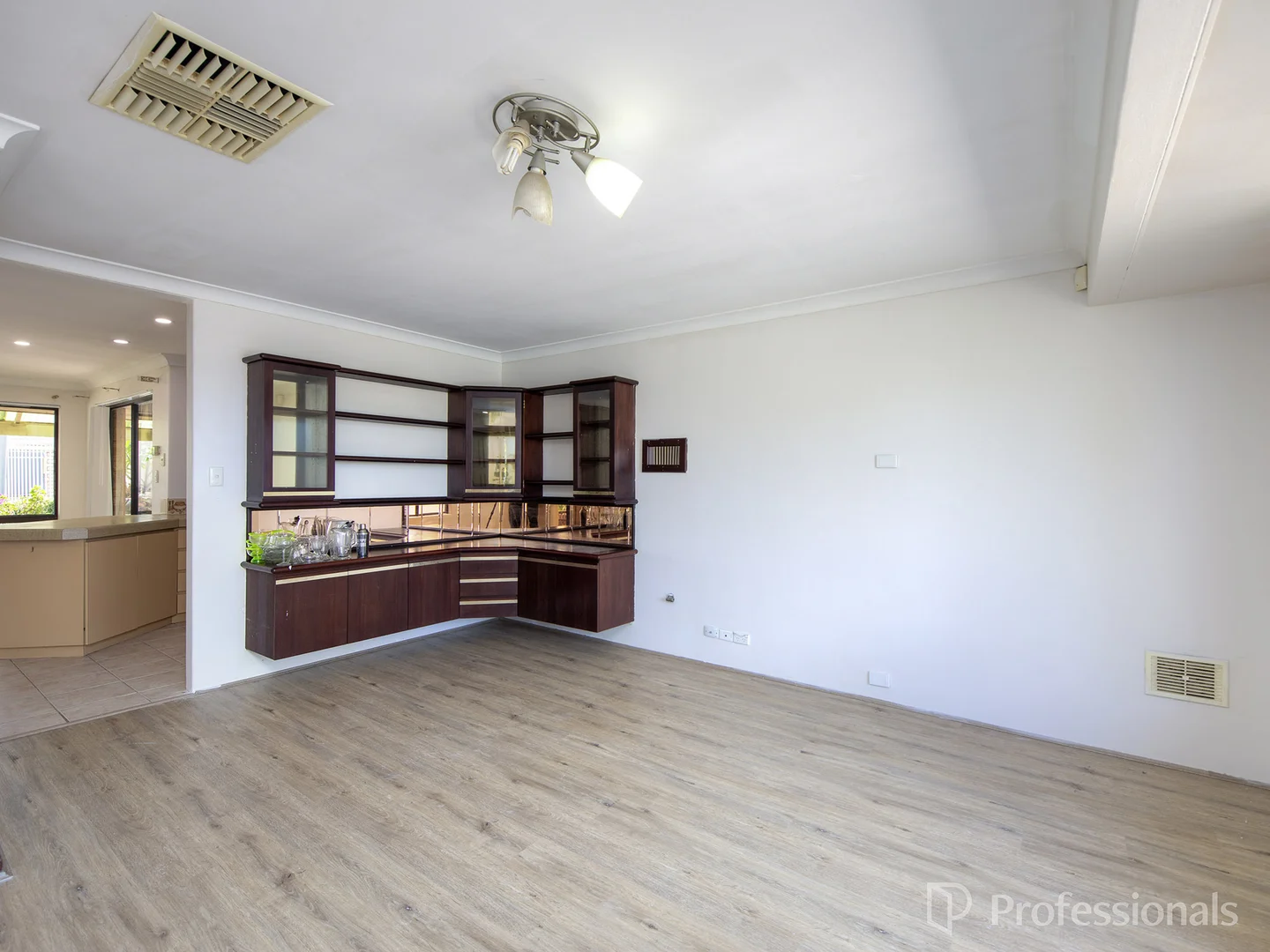 Additional image 8 of 19 Bresnaham Place, Marangaroo WA 6064