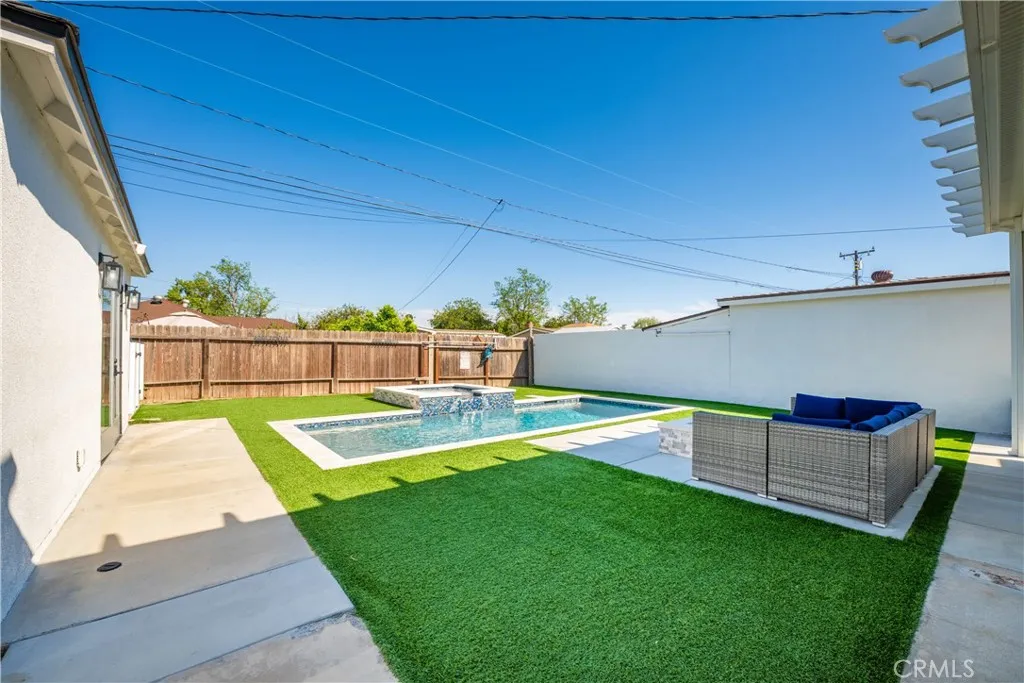 Additional image 134 of 3246 N Marwick Ave, Long Beach, CA 90808