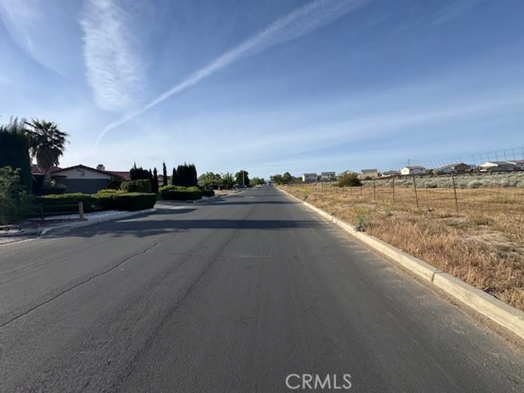 Additional image 35 of 10333 Tamarisk Avenue, Hesperia, CA 92345