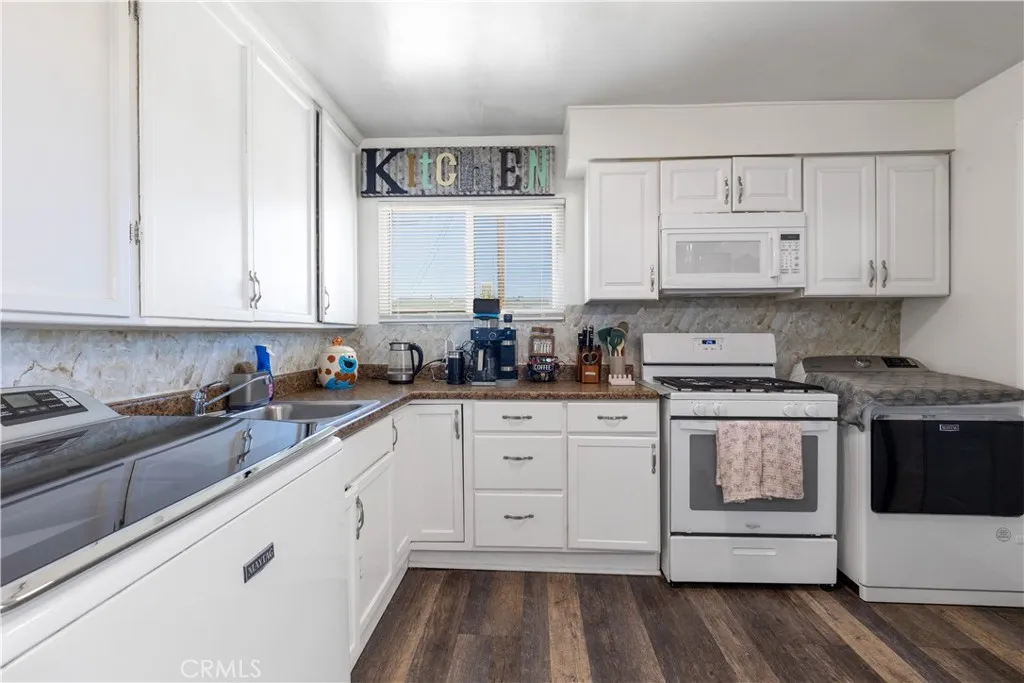 Additional image 9 of 571 Lillian Dr, Barstow, CA 92311