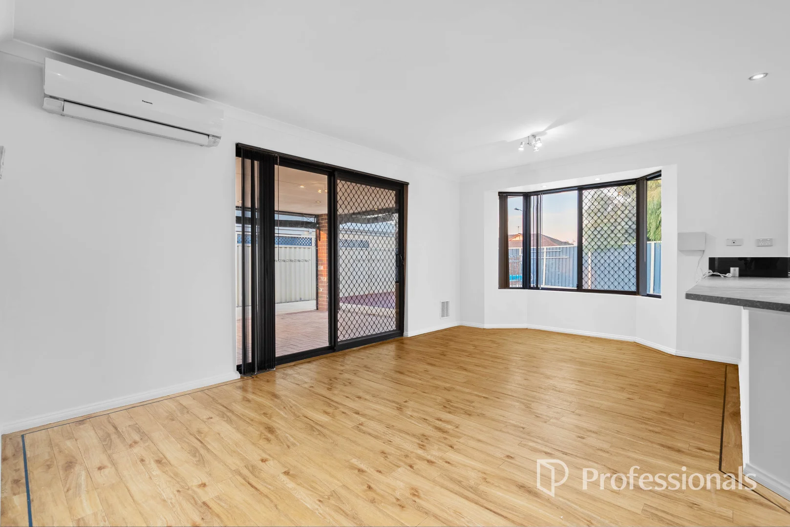 Additional image 14 of 6 Knutsford Crescent, Port Kennedy WA 6172