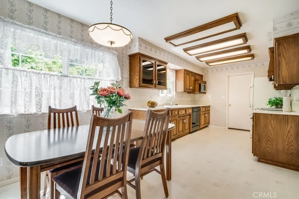 Additional image 31 of 416 S Hawthorne St, Lompoc, CA 93436