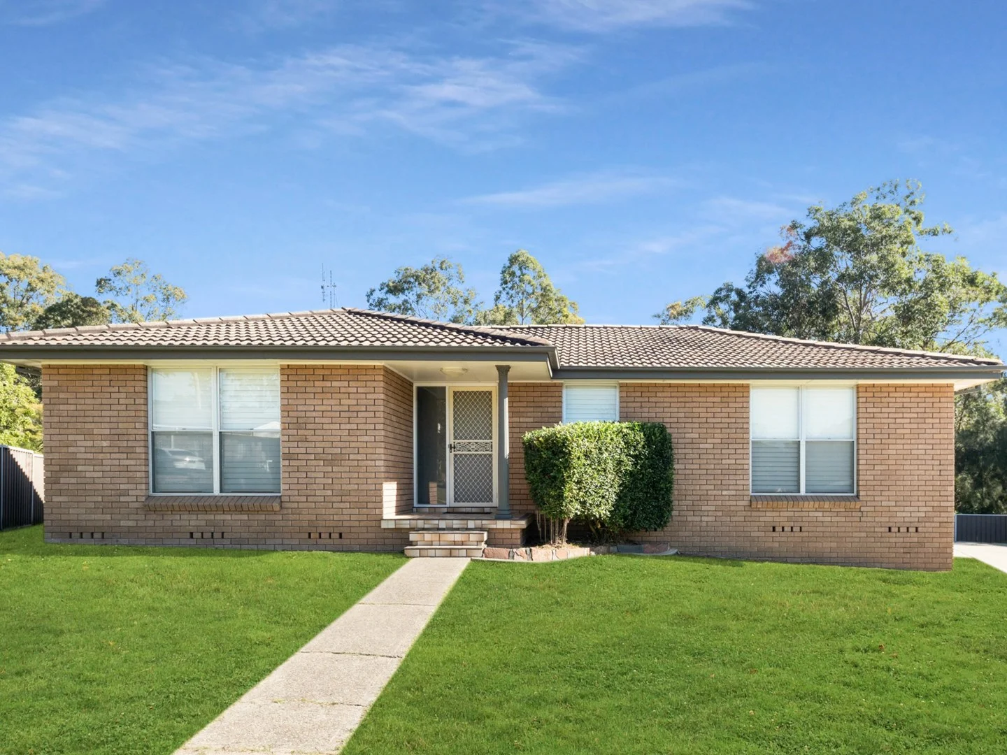 8 Knoll Crescent, East Maitland NSW 2323