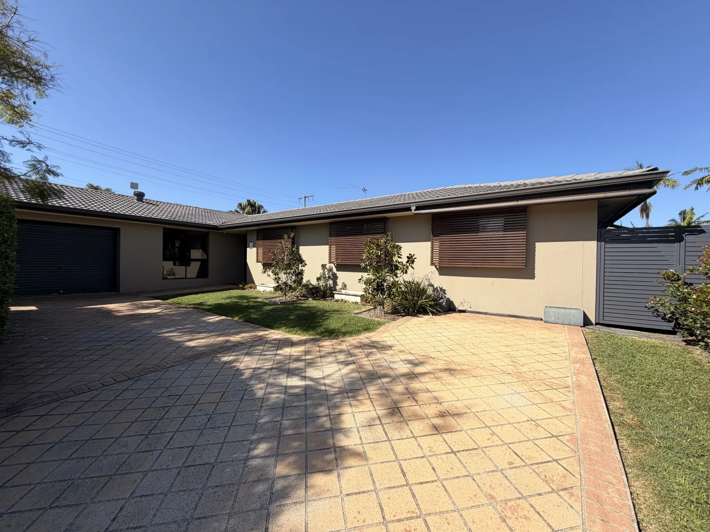 Additional image 6 of 2 Tirau Place, Broadbeach Waters QLD 4218