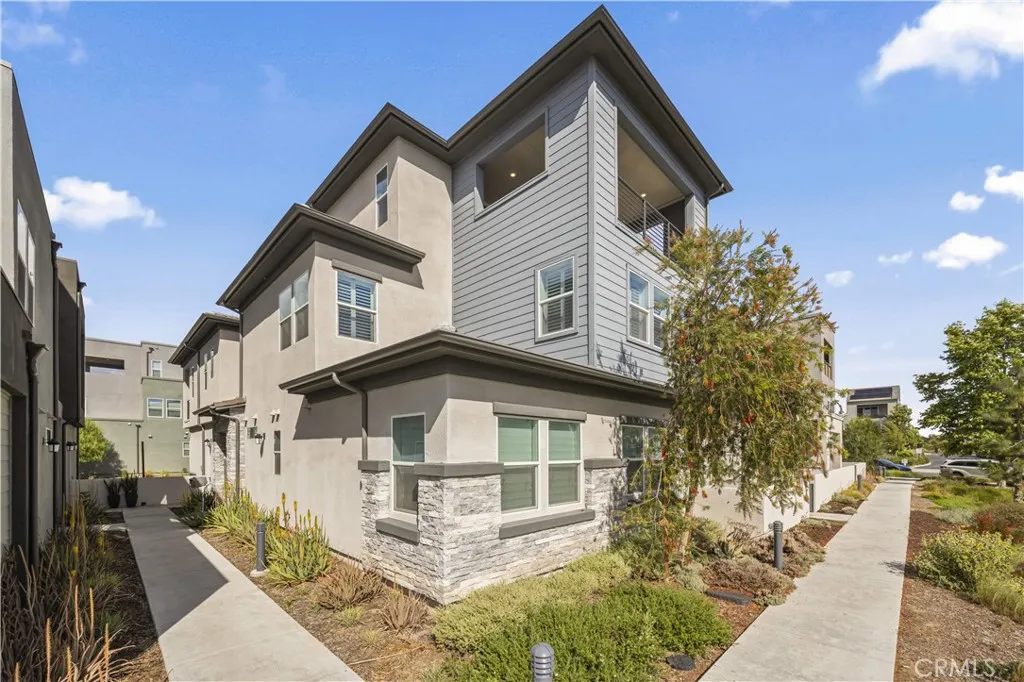 Additional image 99 of 203 Abacus, Irvine, CA 92618