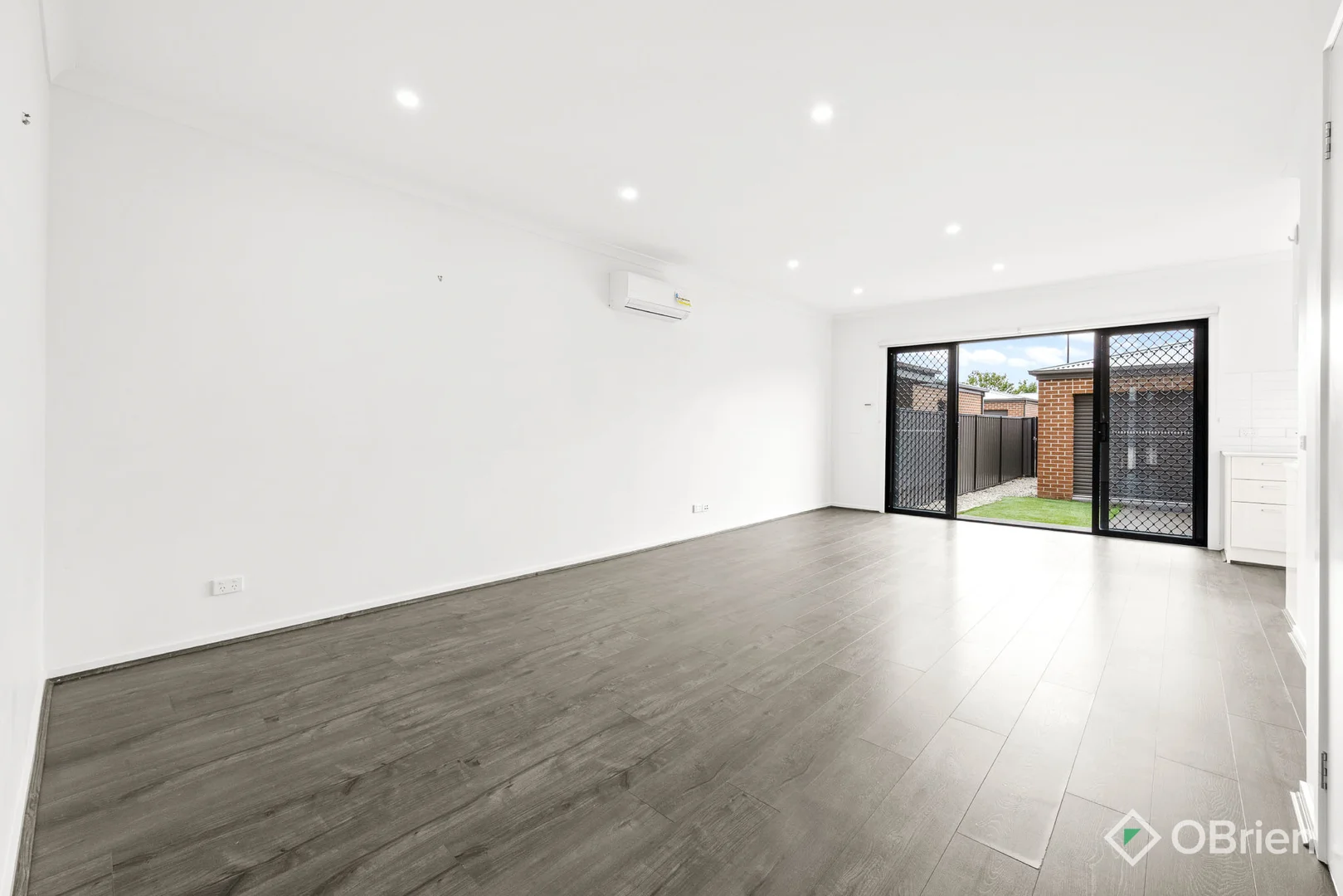 Additional image 2 of 12 Burnden Close, Berwick VIC 3806