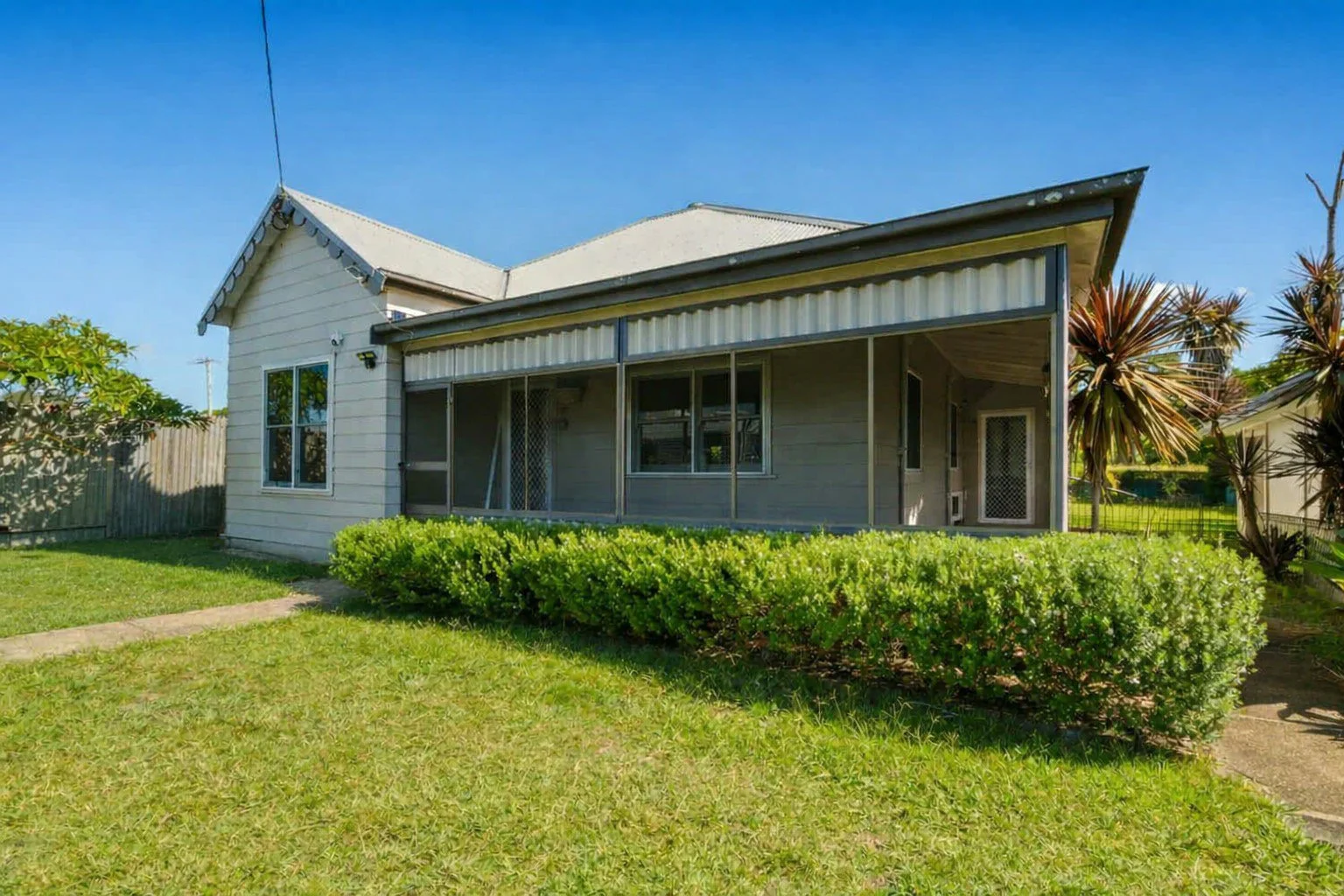 17 Railway Street, Taree NSW 2430