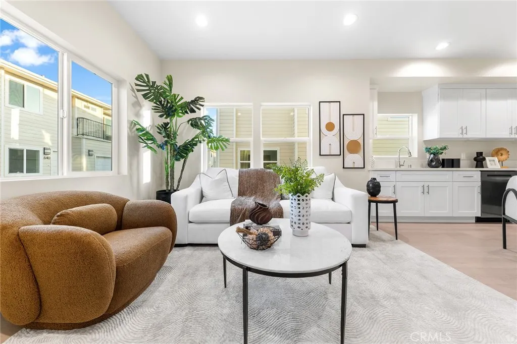 Additional image 12 of 644 W Grand Avenue, Pomona, CA 91766