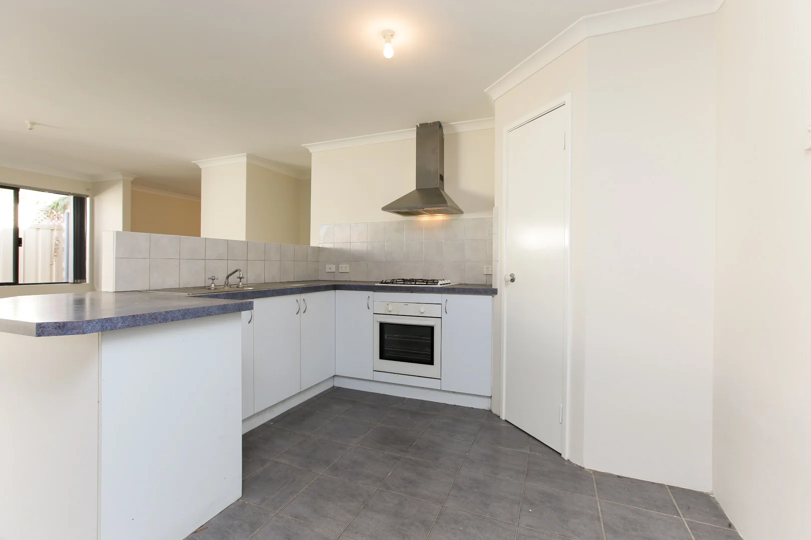 Additional image 11 of 53a Hartfield Street, Queens Park WA 6107