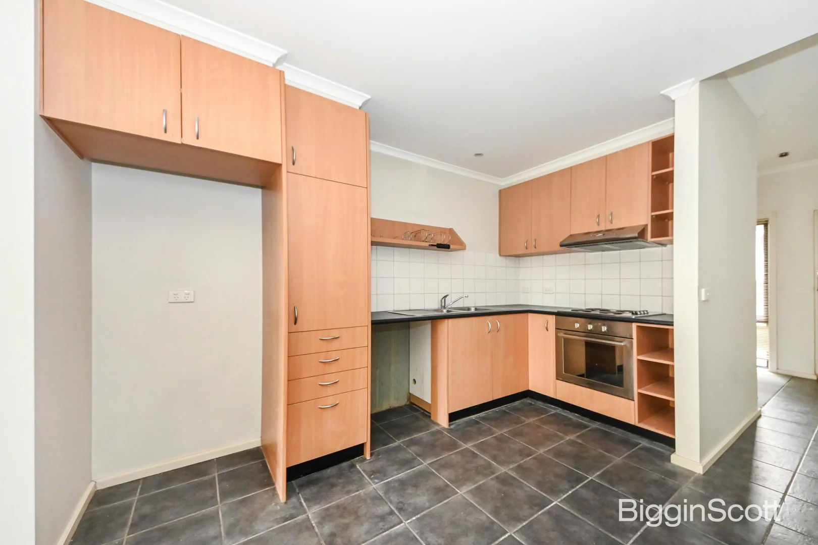Additional image 2 of 33/1 Eucalyptus Mews, Notting Hill VIC 3168