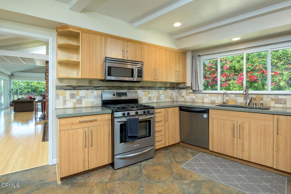 Additional image 93 of 5165 Ocean View Boulevard, La Canada Flintridge, CA 91011