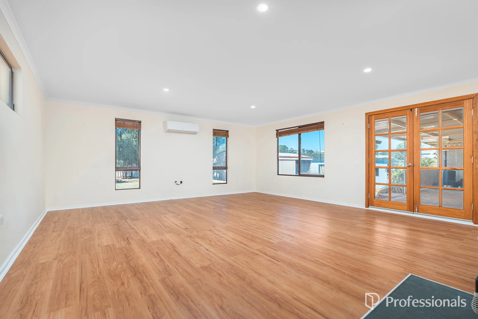 280 Hampton Road, Northampton WA 6535 photo 2