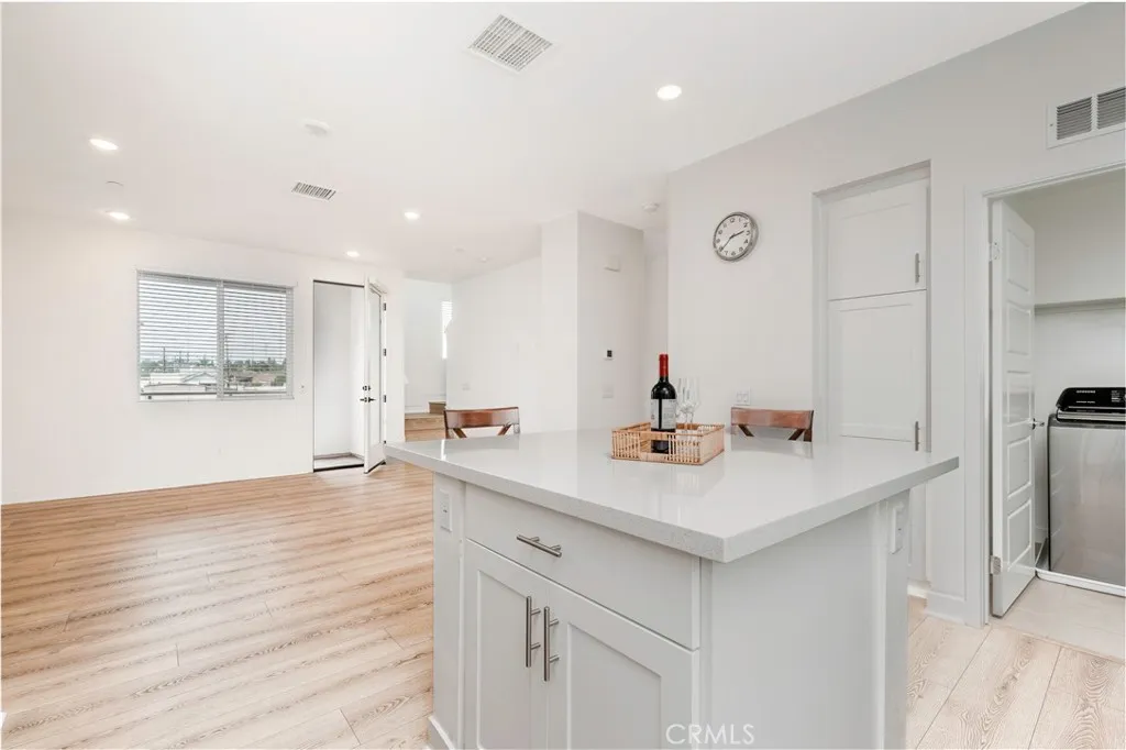 Additional image 42 of 1065 Sage Ln, Gardena, CA 90247