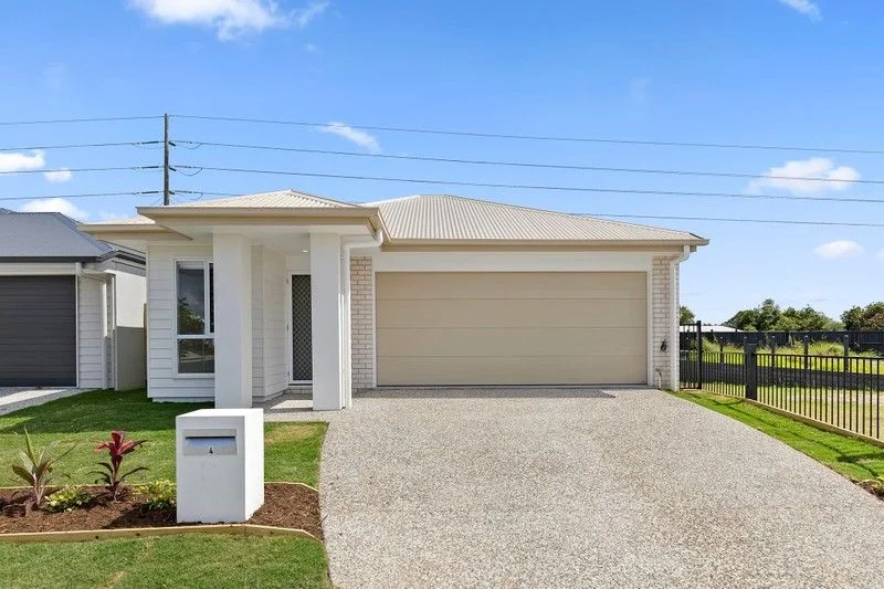 4 Howe Circuit, Logan Reserve QLD 4133