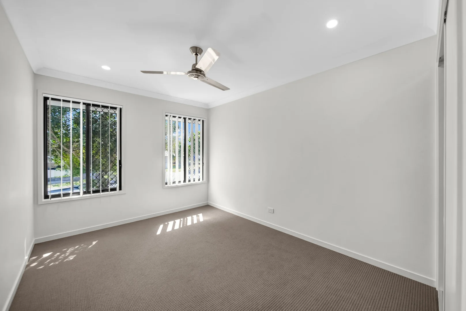 Additional image 9 of 60 Pepper Tree Drive, Holmview QLD 4207