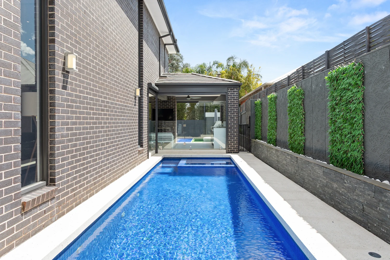 Additional image 16 of 5 Sylvan Crescent, Ashwood VIC 3147