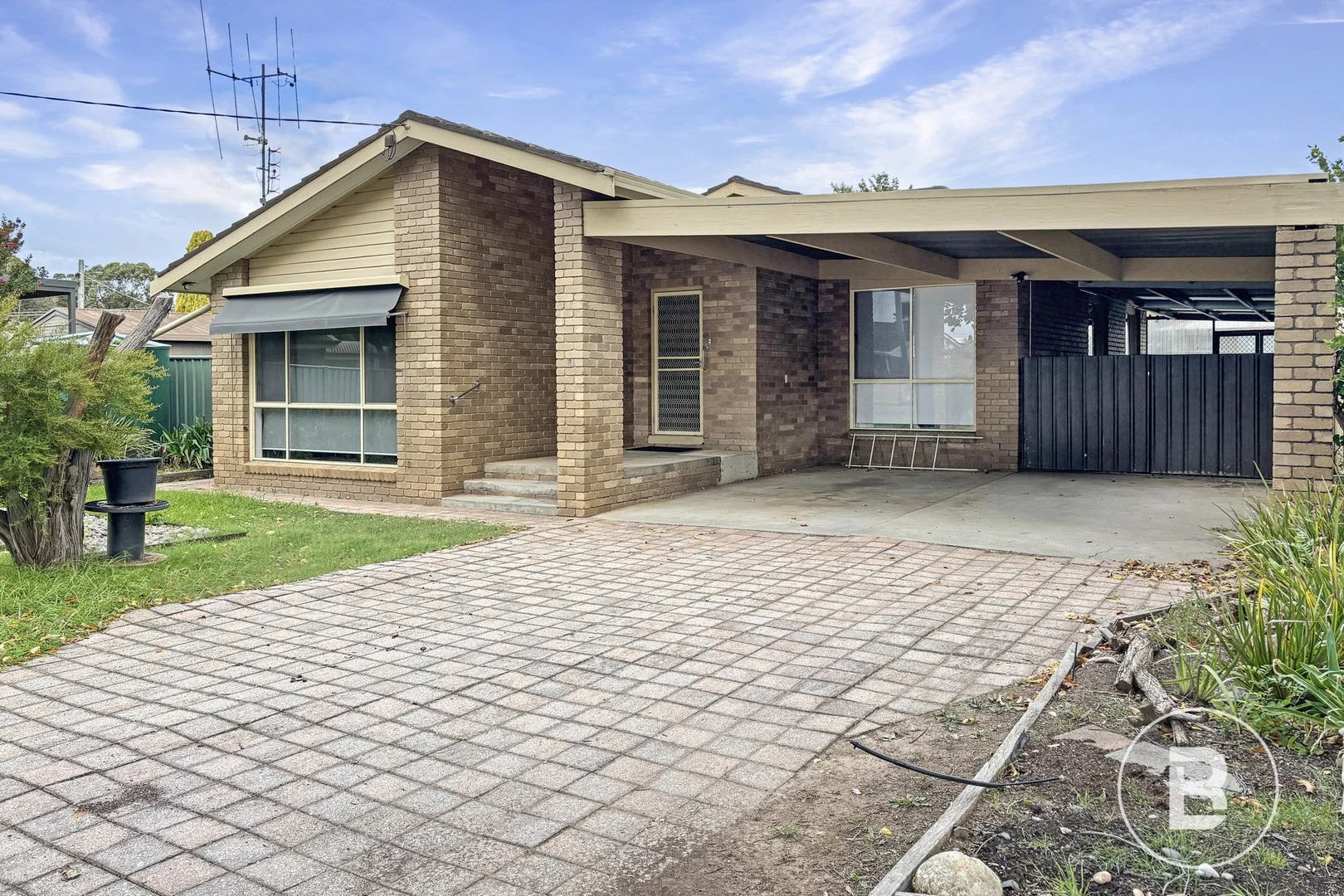 5 Crusoe Road, Kangaroo Flat VIC 3555