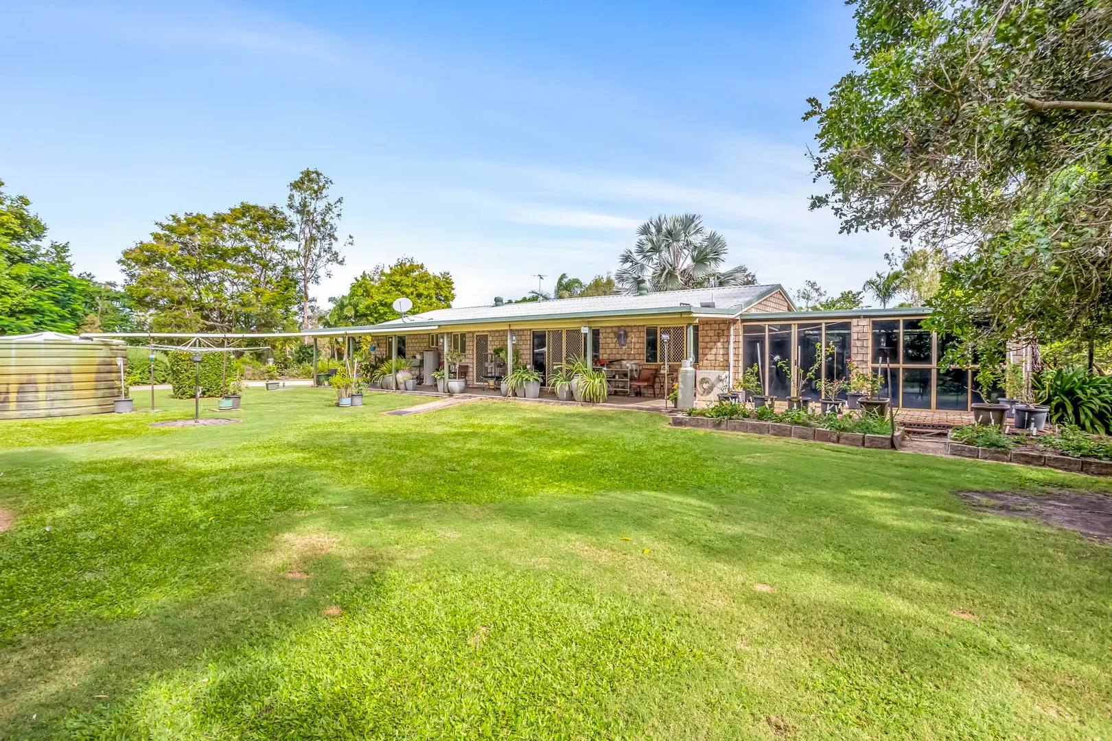 64930 Bruce Highway, Yaamba QLD 4704 photo 3