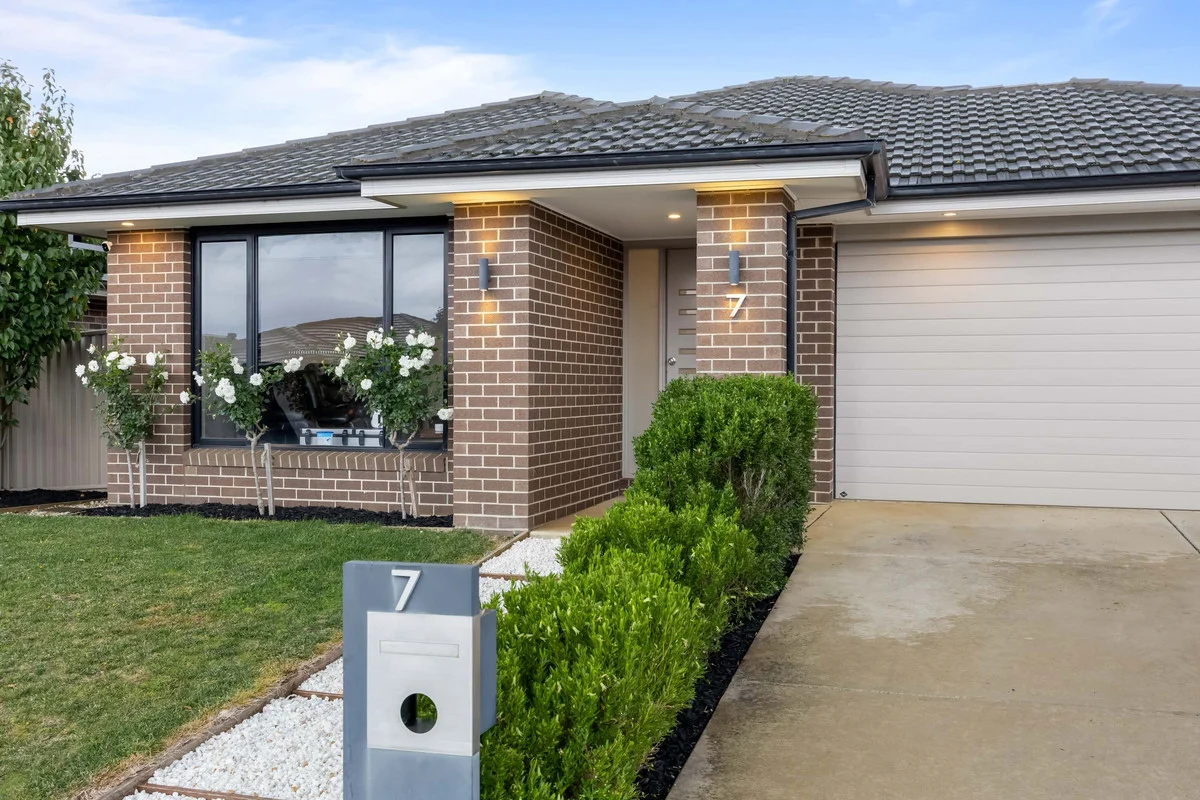 Additional image 2 of 7 Red Robin Drive, Winter Valley VIC 3358