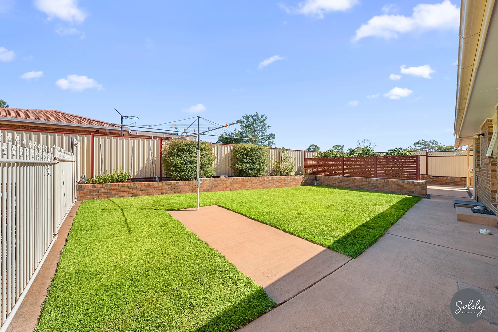 Additional image 18 of 2 Fingleton Crescent, Gordon ACT 2906