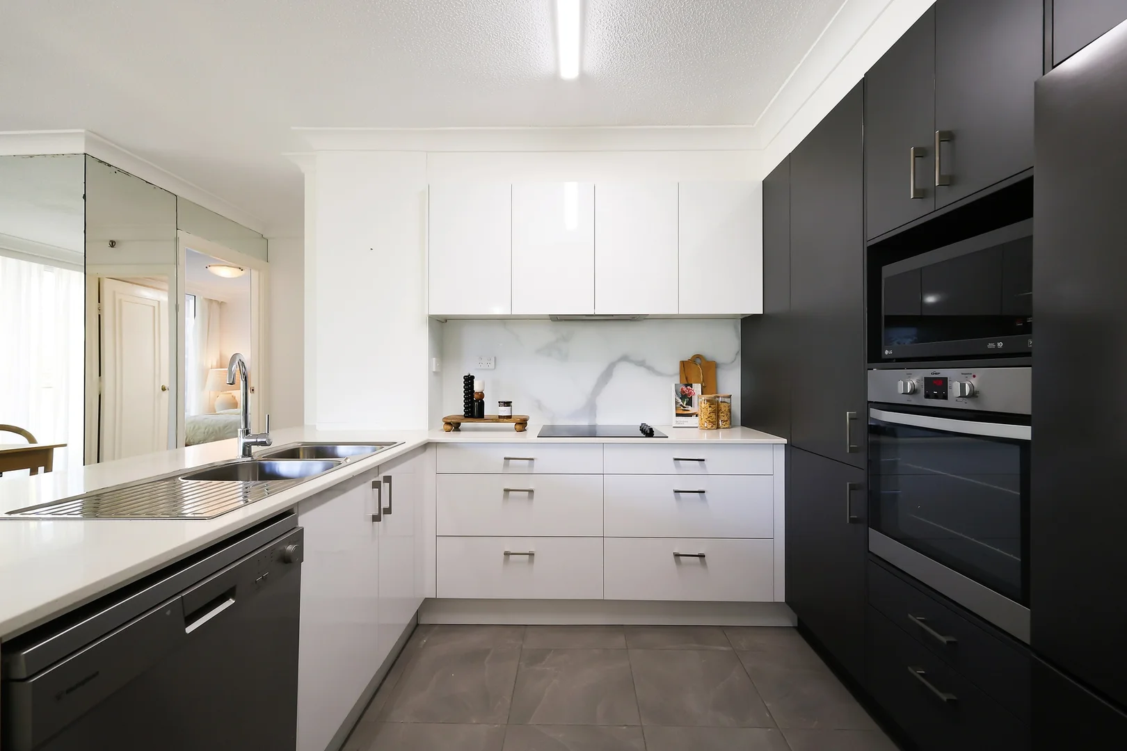 Additional image 7 of 2E/1 Albert Avenue, Broadbeach QLD 4218