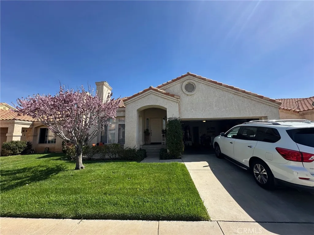 37730 Scomar St, Palmdale, CA 93550 photo 3