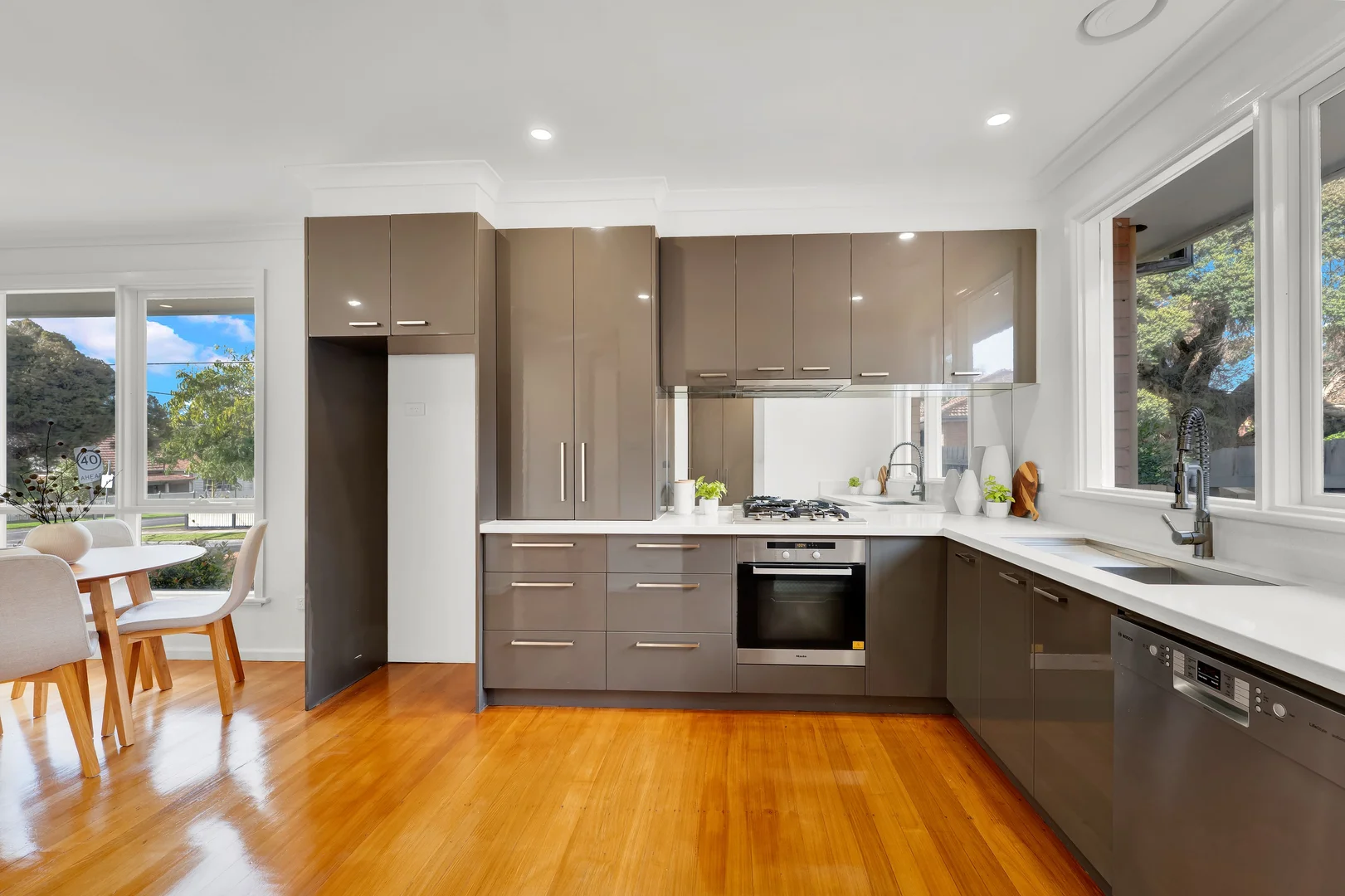 Additional image 5 of 1/67 Livingstone Street, Ivanhoe VIC 3079