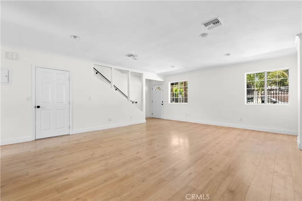 Additional image 4 of 6812 Quinton Lane, Tujunga, CA 91042