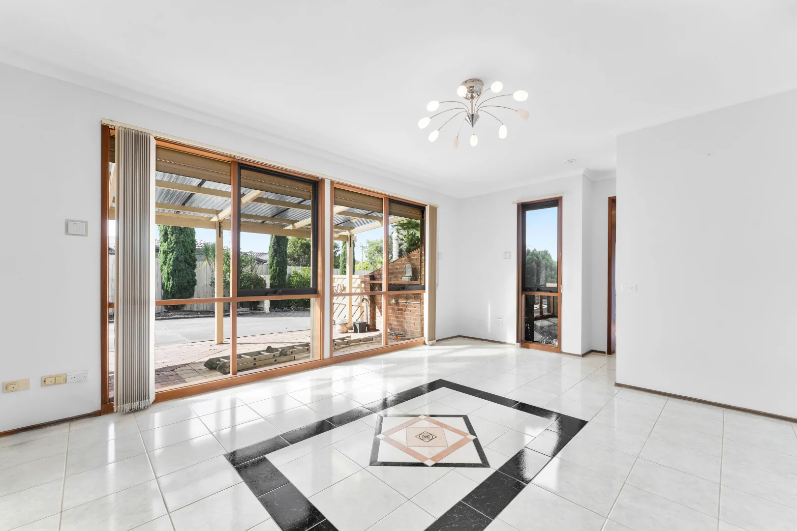 Additional image 5 of 3 Heatherleigh Court, Carrum Downs VIC 3201