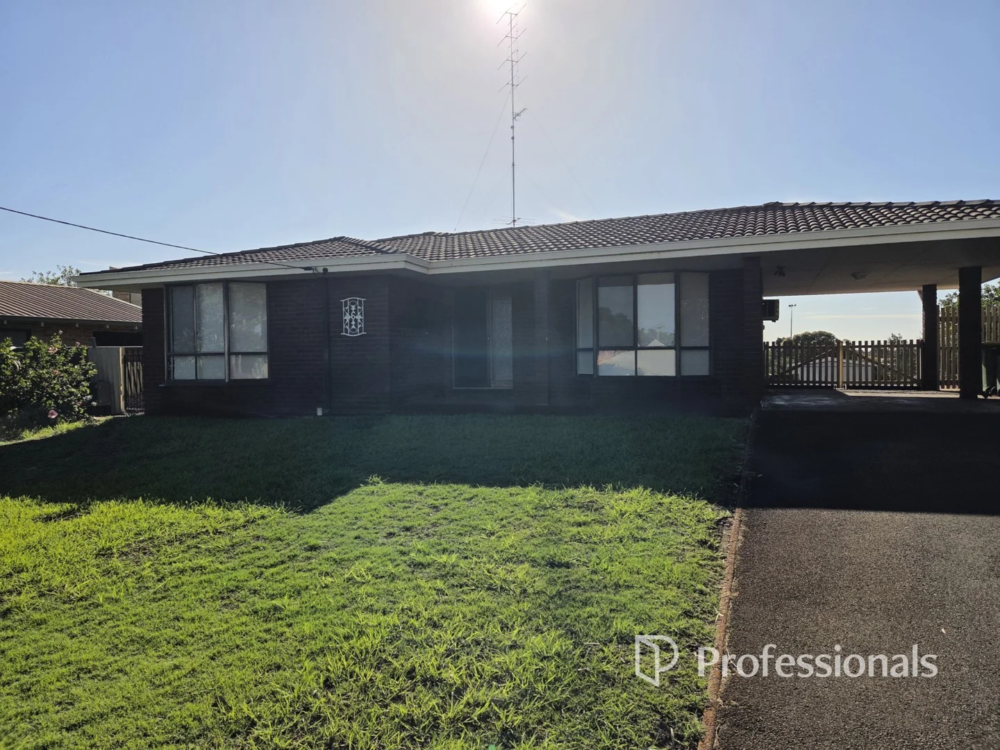 6 Eagle Crescent, Eaton WA 6232