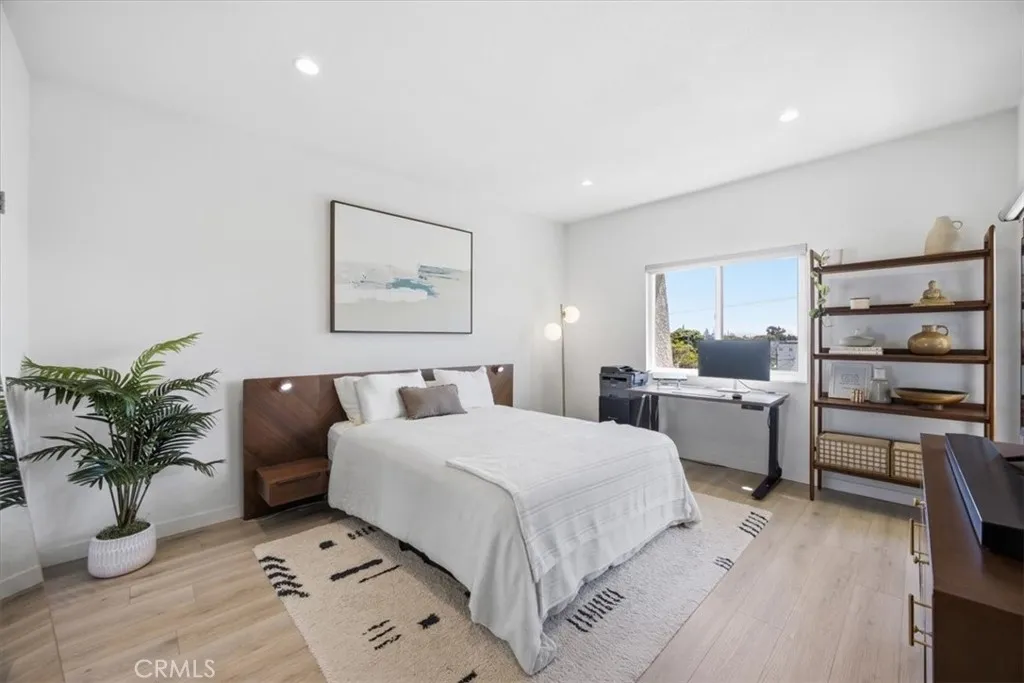 Additional image 46 of 215 W Palm Avenue Unit 301, El Segundo, CA 90245