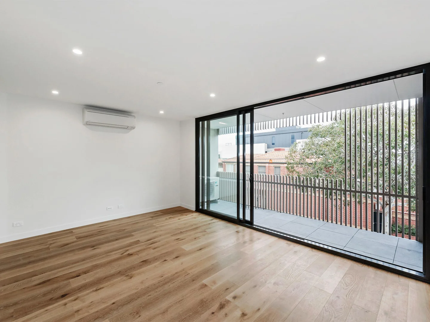 Additional image 4 of 104/295 Hampton Street, Hampton VIC 3188