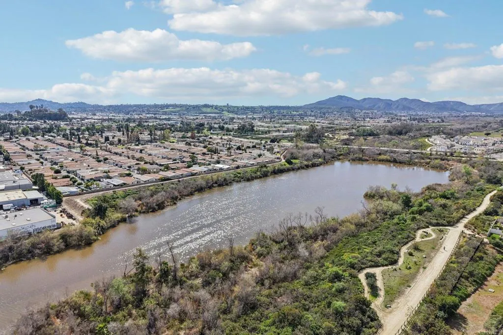 10671 Braverman Drive, Santee, CA 92071