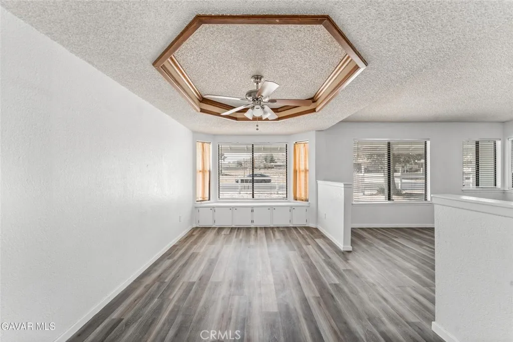 Additional image 10 of 39004 164th St E, Palmdale, CA 93591