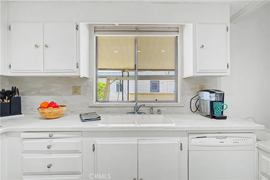 Additional image 7 of 2550 Pacific Coast Hwy Unit 217, Torrance, CA 90505