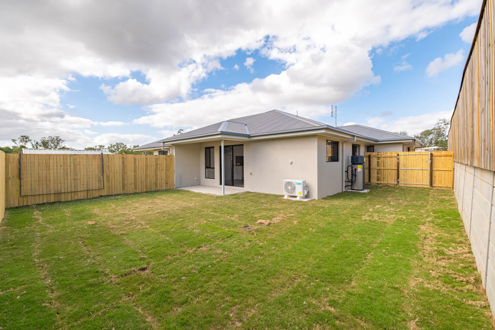 Additional image 3 of 2/16 Agapanthus Place, Southside QLD 4570