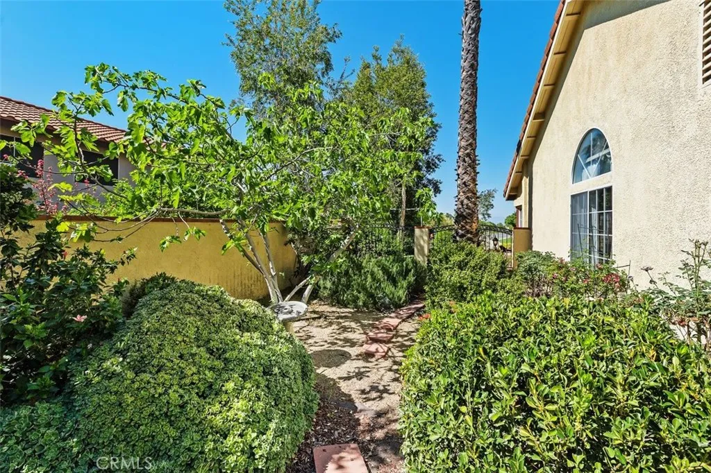 Additional image 95 of 305 Mission Grove Pkwy N, Riverside, CA 92506
