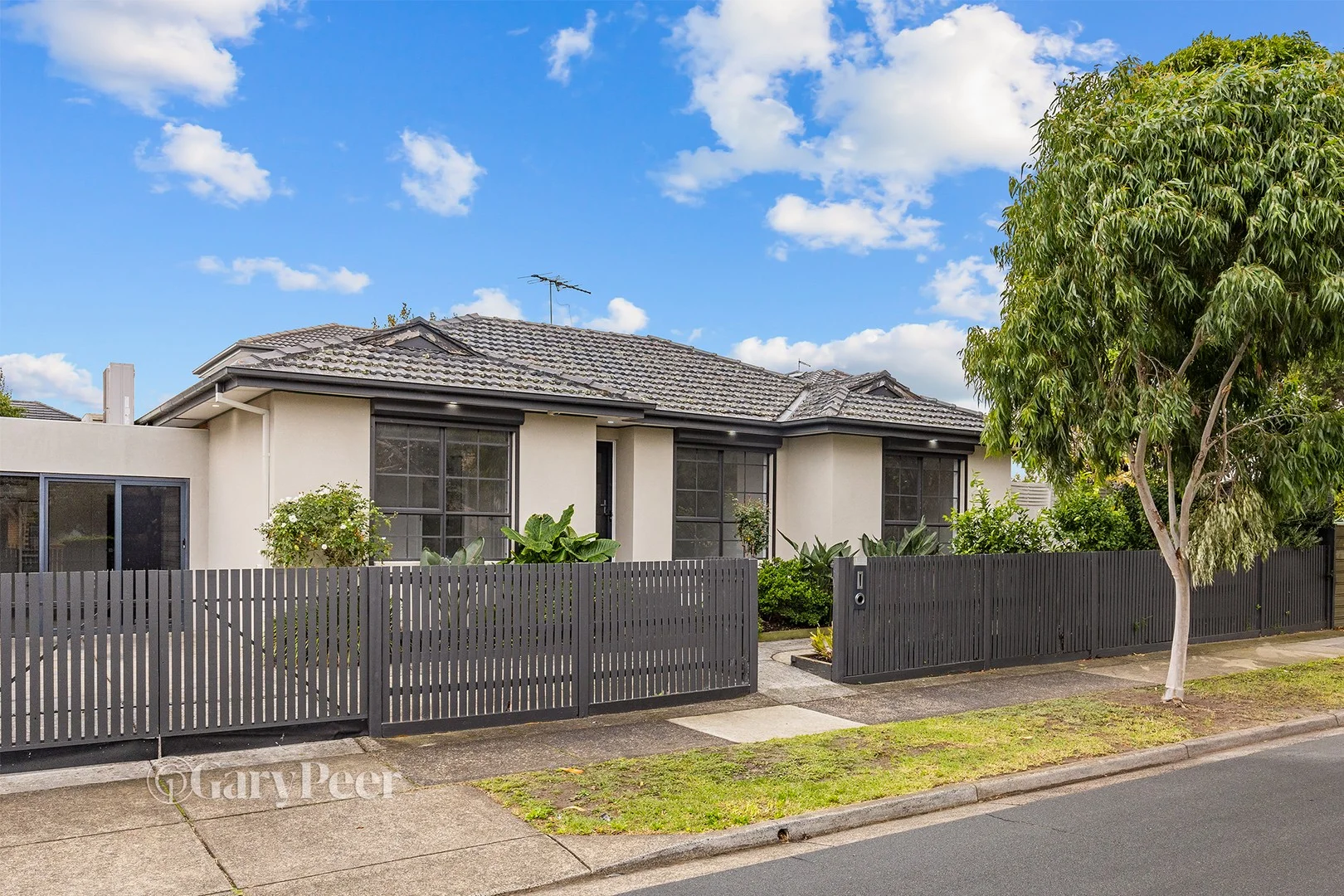 1 Strelden Ave, Oakleigh East VIC 3166