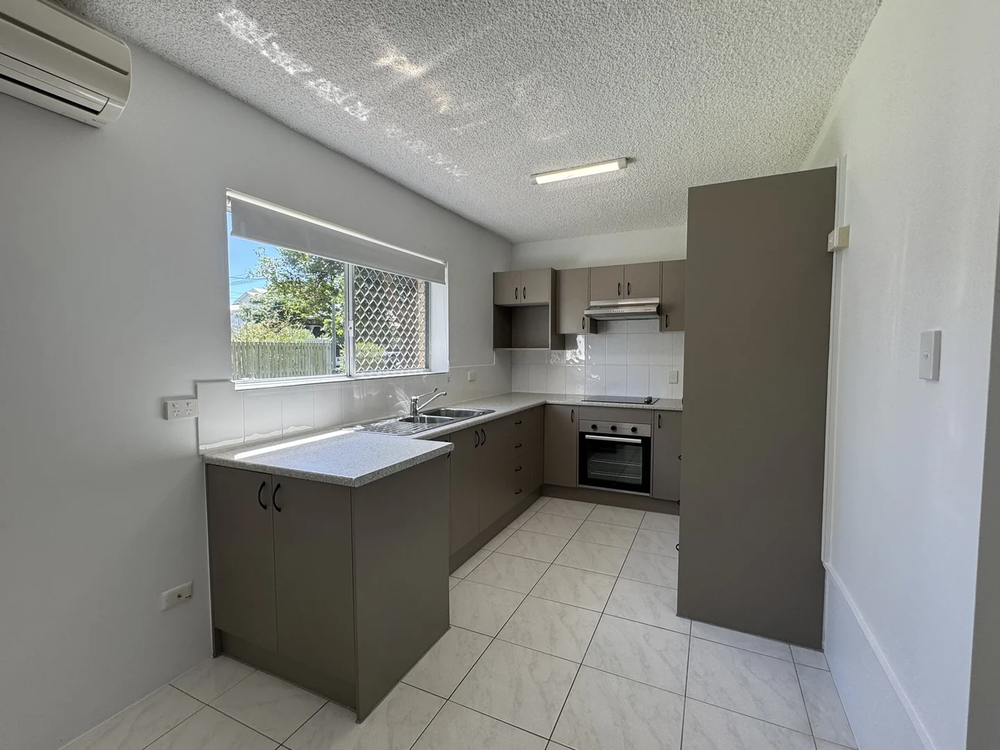 Additional image 6 of 1/40 Third Avenue, Sandgate QLD 4017