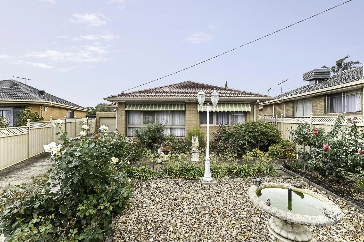 16 Penn Court, Fawkner VIC 3060